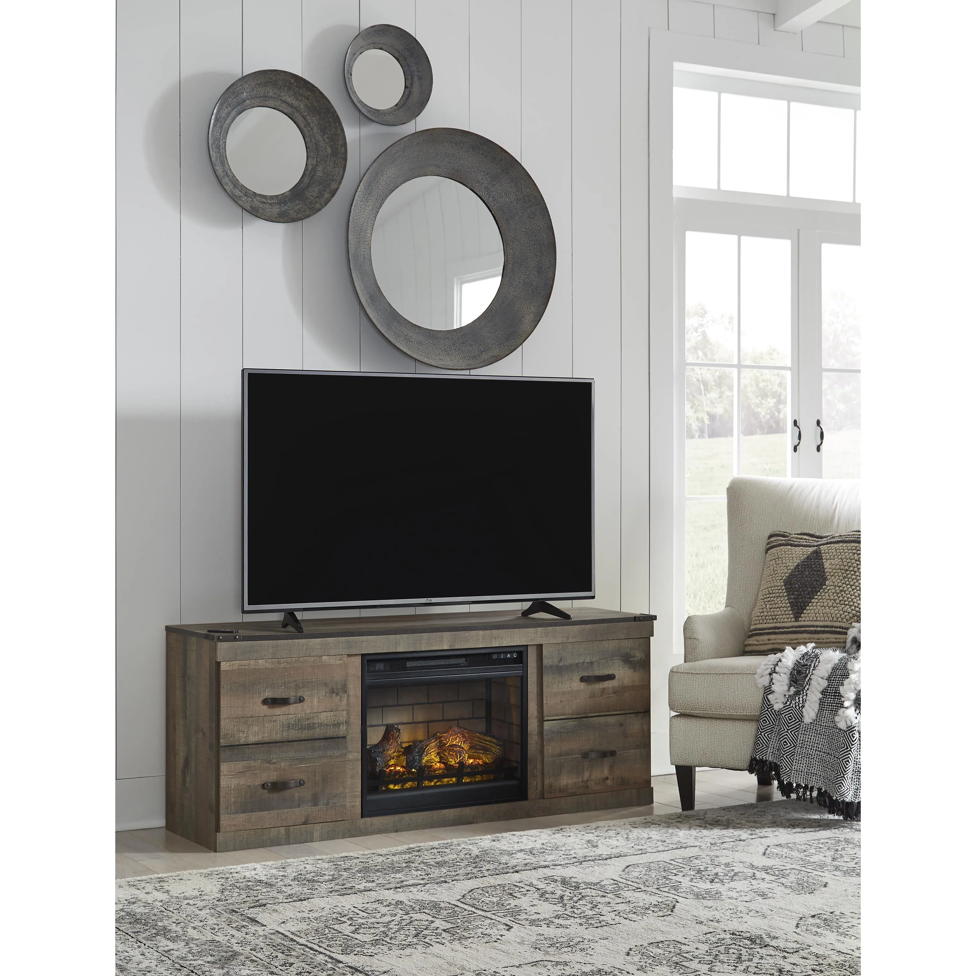 Signature Design by Ashley Trinell TV Stand EW0446-268/W100-101