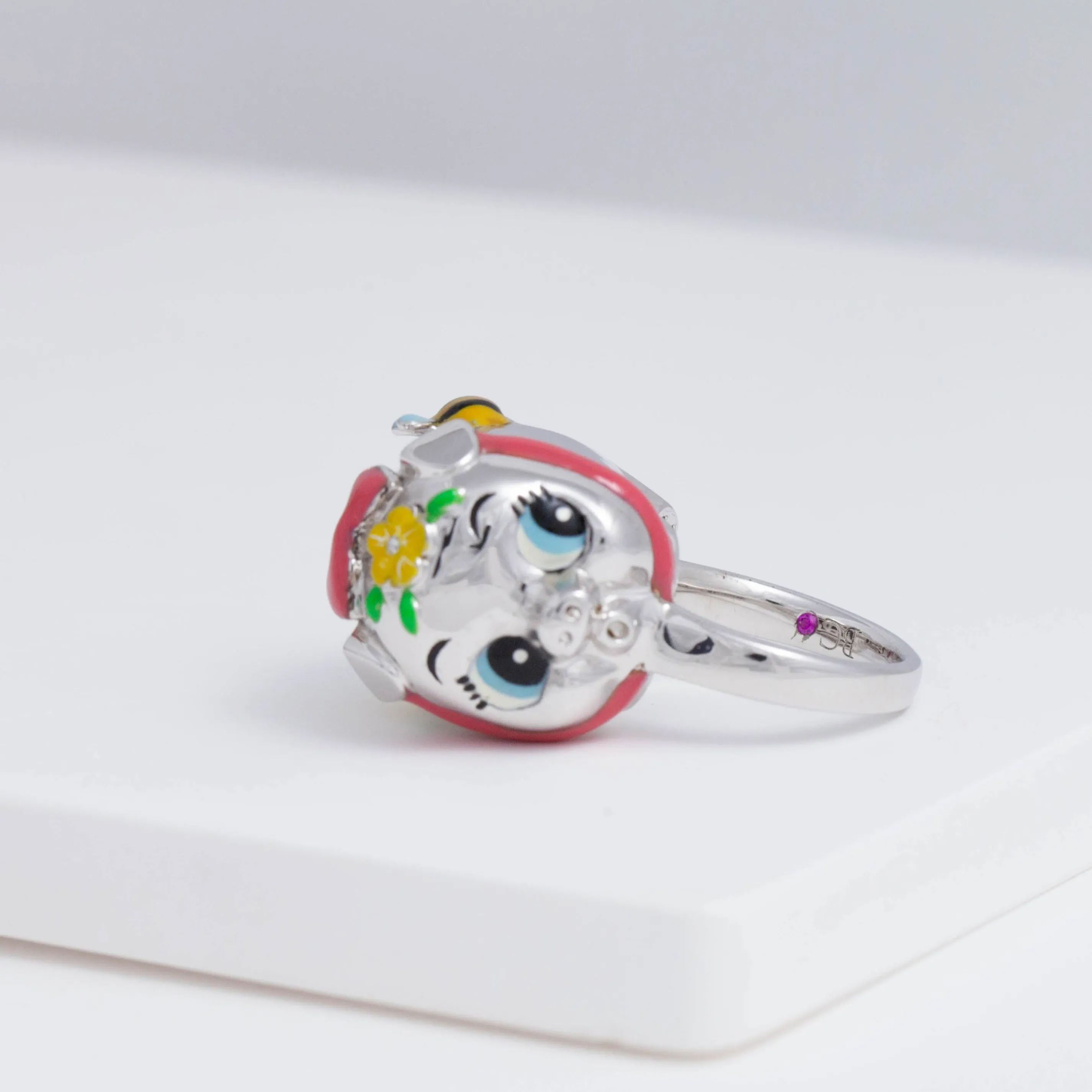 Silver piggy bank ring